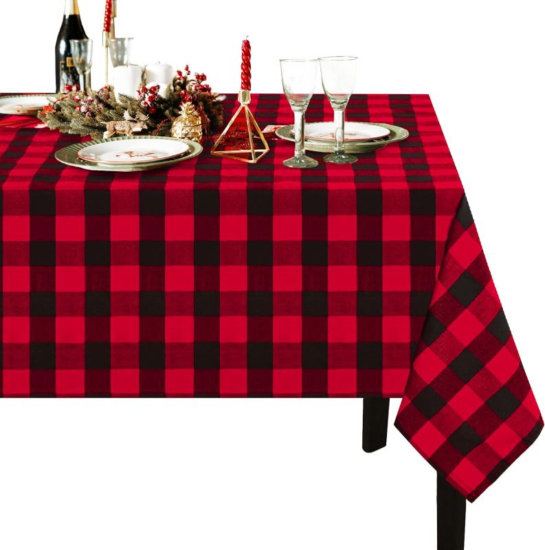 Photo 1 of  Tablecloths Plaid Tablecloth Farmhouse Buffalo Checkered Table Cover (Black and Red Checkered, 56x84 inch)