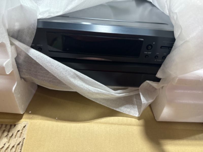 Photo 4 of Onkyo DXC390 6-Disc Carousel Changer CD Player, Black