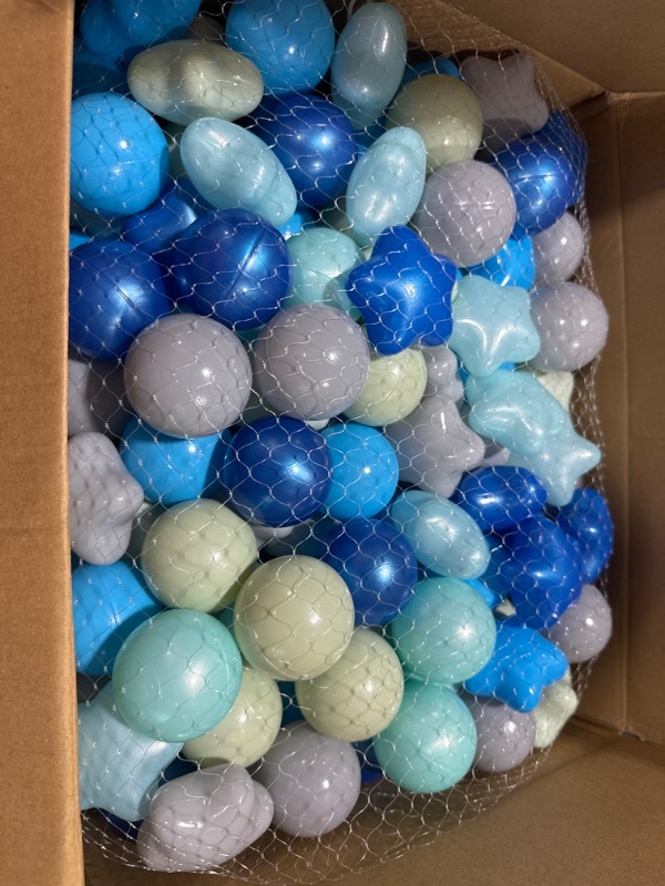 Photo 2 of Blue Ball Pit Star Balls 200 for Dogs Babys Toddler Toys - Star Shaped Balls 2.2" - BPA Free Crush Proof Plastic Playpen Balls - Star Shaped Ball Pit Balls (5 Colors Star & Round, 200 Pack) F* 5 Colors Star&Round 200 PACK