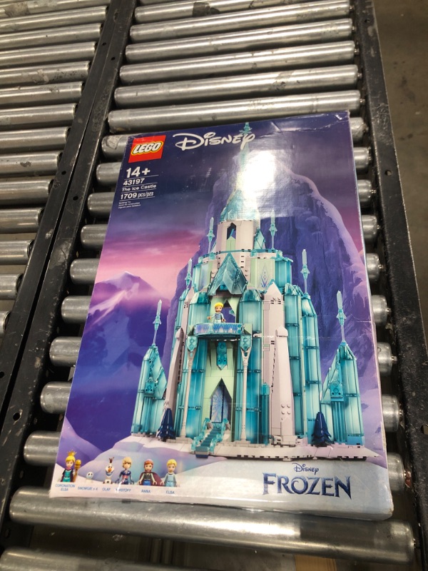 Photo 3 of LEGO® the Ice Castle 1709 Pieces Toy Set
