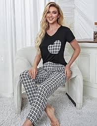 Photo 1 of Rooscier Women's V Neck Pajamas Set Short Sleeve Top Buffalo Plaid Heart Print with Pants Sleepwear Gray Large