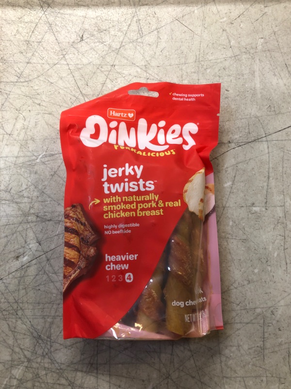 Photo 2 of Hartz Oinkies Porkalicious Smoked Pig Skin Chicken Jerky Twists Dog Treats, 8 Count Chicken 8 Count (Pack of 1)EXP JUN 2025