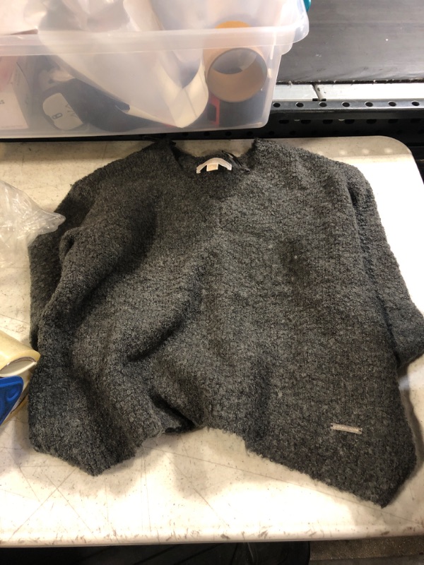 Photo 1 of LIGHT GREY FUZZY MICHAEL KHORS SWEATER  (SIZE: SML ) 