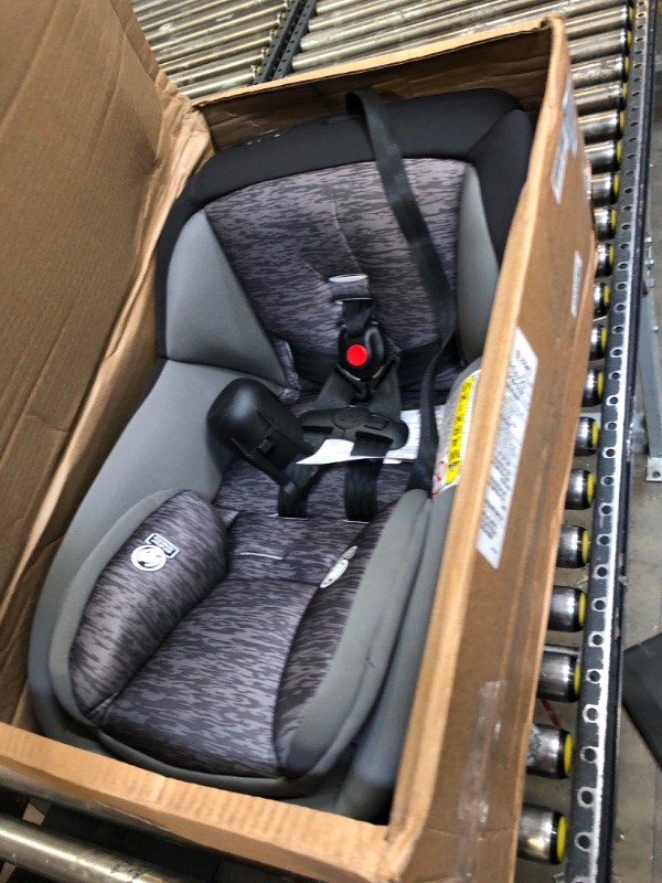 Photo 2 of Cosco Mighty Fit 65 DX Convertible Car Seat (Heather Onyx Gray)