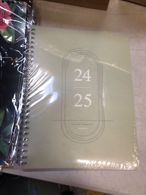 Photo 2 of Monthly Planner 2024-2025, Calendar 24 Months Planner with Flexible PVC Cover for Home,School and Office Work, 7" x 9", Jan 2024 - Dec 2025-Green Green-B5(2024-2025)