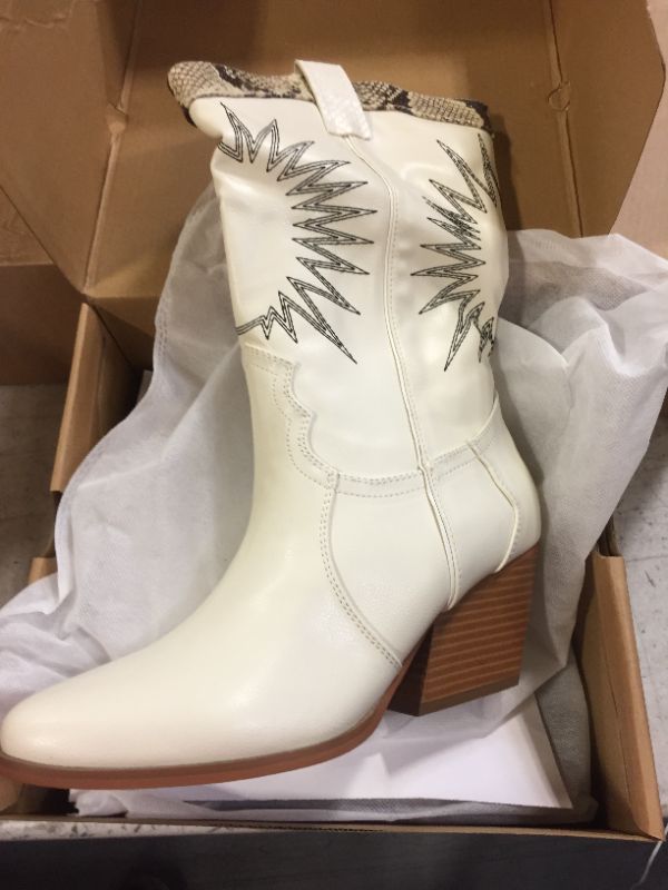 Photo 2 of Coutgo Womens Western Cowboy Knee High Boots Wide Calf Chunky Stack Heel Pointed Toe Cowgirl Embroidered Mid-Calf Boots White- size 8