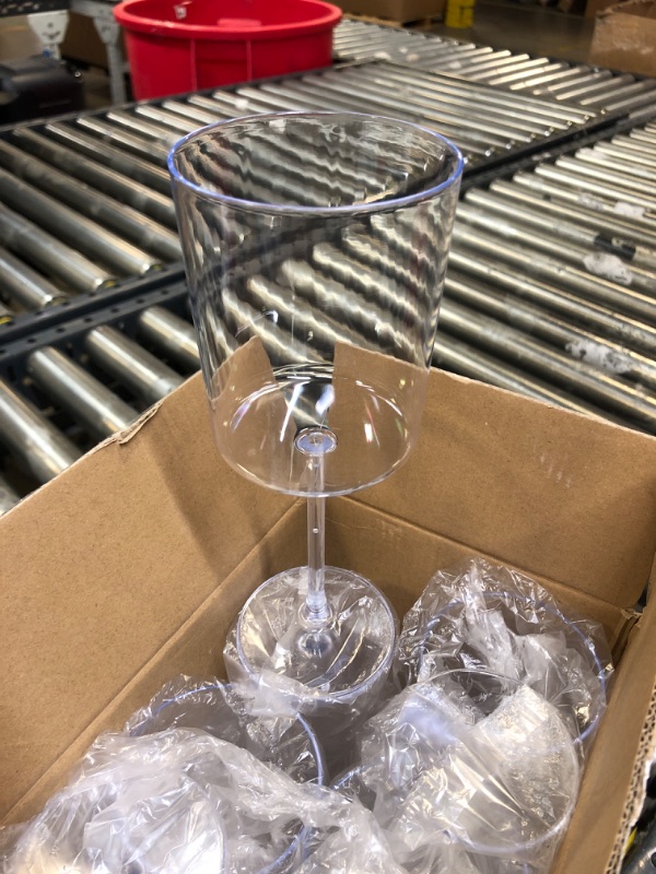 Photo 1 of 12 Pack Plastic Party Champagne Cups