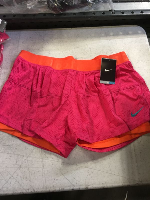 Photo 1 of NIKE WOMEN SHORTS SIZE XL