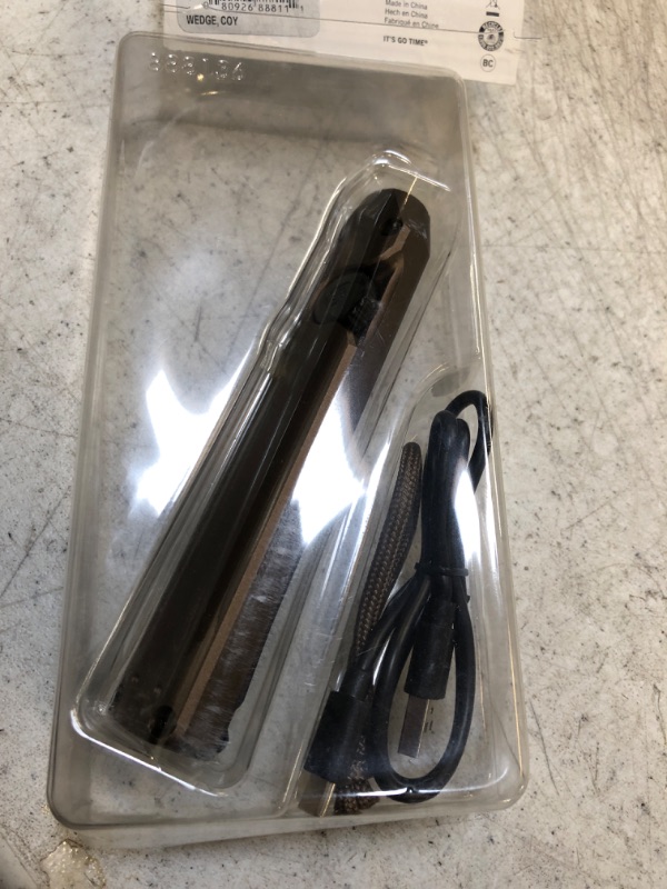 Photo 2 of Streamlight 88811 Wedge 300-Lumen Slim Everyday Carry Flashlight, Includes USB-C Cord, Lanyard, Box, Coyote