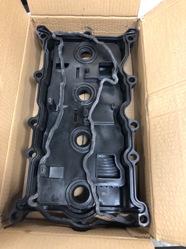 Photo 2 of BDFHYK Engine Valve Cover with Gasket Compatible with 2007-2013 Nissan Altima L4 2.5L 2007-2012 Nissan Sentra L4 2.5L 13270JA00A 13264JA00A 13264JG30C