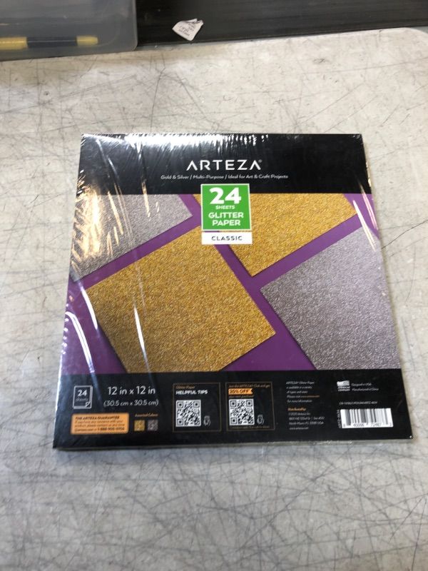 Photo 2 of ARTEZA ARTZ-4634 Paper-templates, Gold & Silver 24 Count