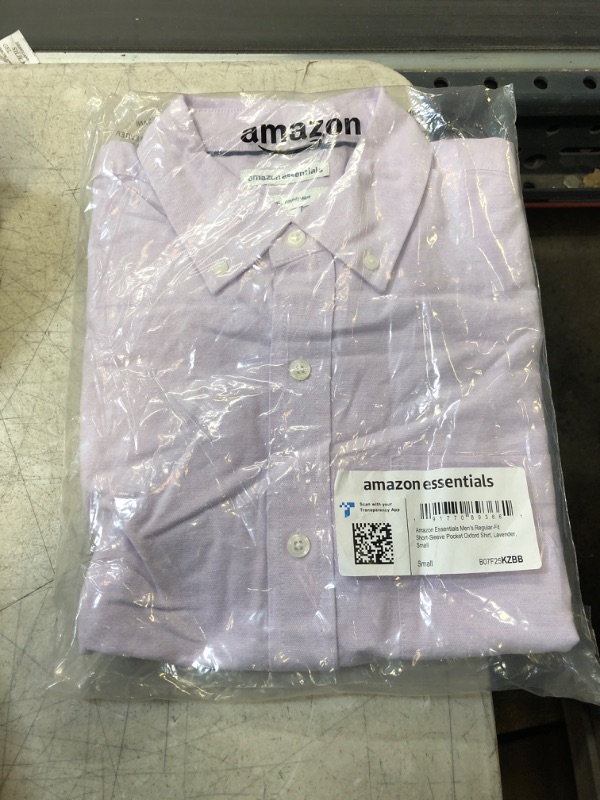 Photo 2 of Amazon Essentials Men's Regular-Fit Short-Sleeve Pocket Oxford Shirt Small Lavender