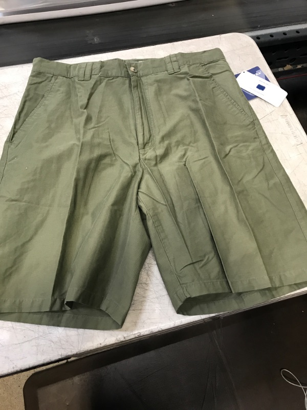 Photo 1 of MENS CARGO SHORTS
SIZE 32