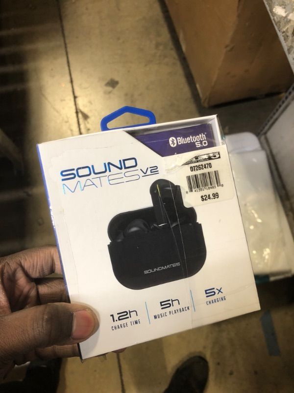 Photo 2 of Tzumi Soundmates V2 Wireless Earbuds
