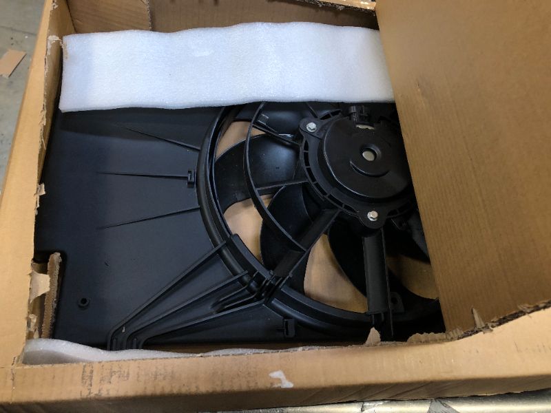 Photo 2 of Focreedy FD404 Replacement Engine Radiator Condenser Cooling Fan Assembly for Ford Fiesta L4 1.6L 2011-2019