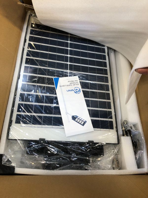 Photo 2 of 800W Solar Street Lights Outdoor Waterproof, 80000LM Led Solar Street Light, Dusk to Dawn Street Lights Solar Powered Motion Sensor with Remote Control for Stadium/Garden Yard/ Solar Parking Lot Light 800W-1 Pack Black