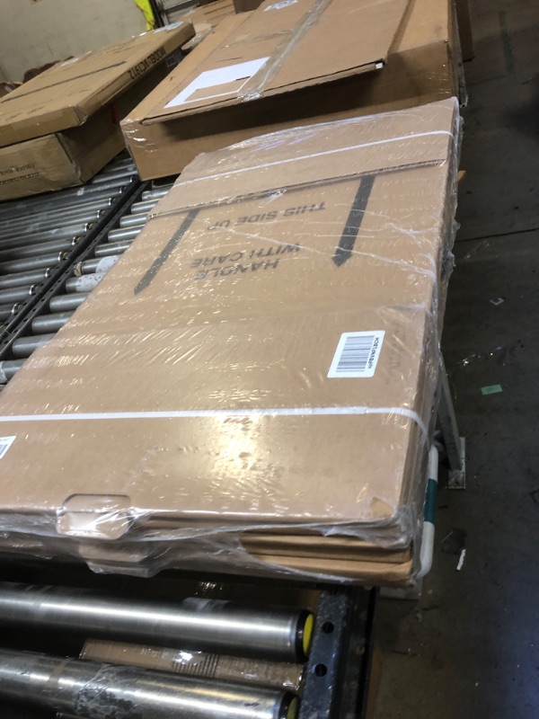 Photo 1 of Amazon Basics Wardrobe Clothing Moving Boxes with Bar - 24" x 24" x 40", 3-Pack 24" x 24" x 40"/3-Pack Moving Boxes