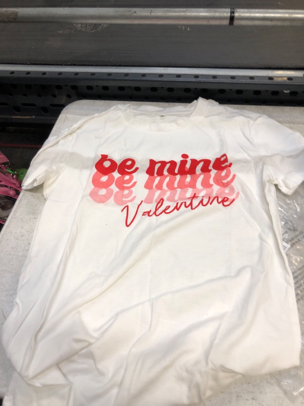 Photo 1 of BE MINE VALENTINES WHITE SHIRT (o SIZE: SMALL) 