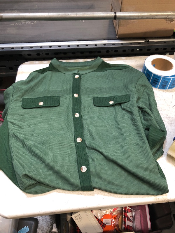 Photo 1 of GREEN LONG SLEEVE TOP ( SIZE: LARGE ) 