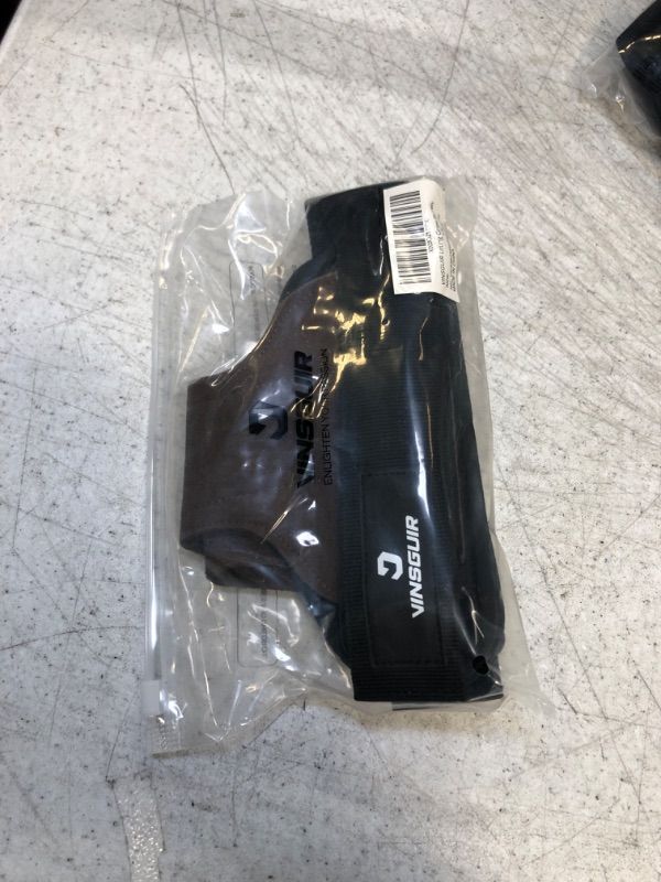 Photo 1 of VINSGUIR Padded Weight Lifting Straps Deadlift with Wrist Support, Gym for Weightlifting and Workout, Grips Hand Men Women (Pair)