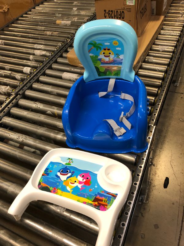 Photo 3 of Baby Shark Mealtime Booster Seat