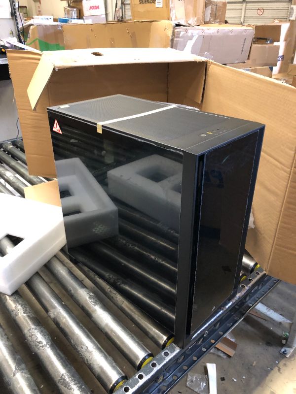 Photo 2 of Corsair iCUE 4000X RGB Mid-Tower ATX PC Case - Black