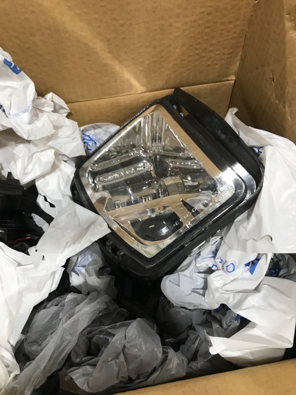 Photo 1 of Z-OFFROAD New Version LED Fog Lights Compatible with Dodge Ram 1500 2013 2014 2015 2016 2017 2018 Bumper Driving Fog Lamps Replacement – 1 Pair Silver Silver fog lights for ram 1500