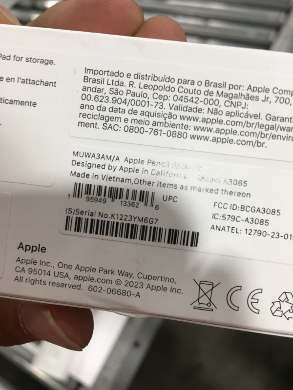 Photo 3 of Apple Pencil (2Nd Generation) White
