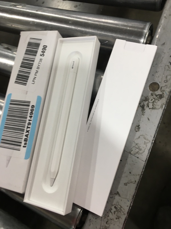 Photo 2 of Apple Pencil (2Nd Generation) White
