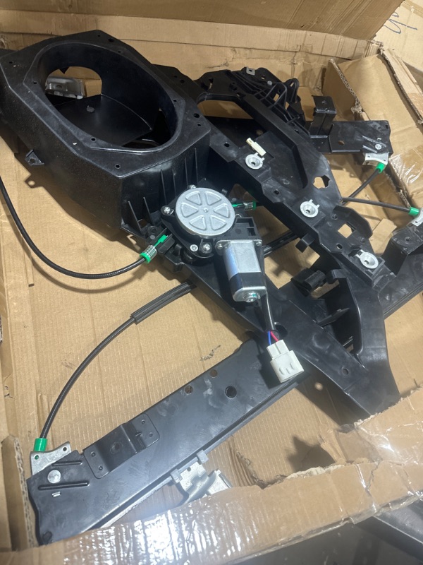 Photo 2 of Front Right Passenger Side Power Window Regulator with Motor for 2007-2017 Lincoln Navigator Ford Expedition Front Passenger Side