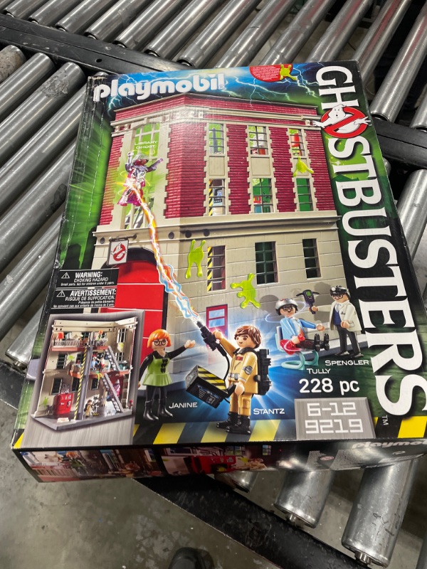 Photo 3 of Playmobil Ghostbusters Firehouse