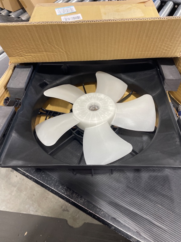 Photo 2 of Dorman 620-253 Engine Cooling Fan Assembly Compatible with Select Honda Models