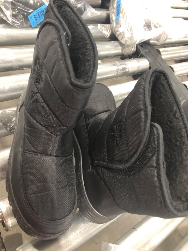 Photo 1 of winter boots foe women size 7 in black 