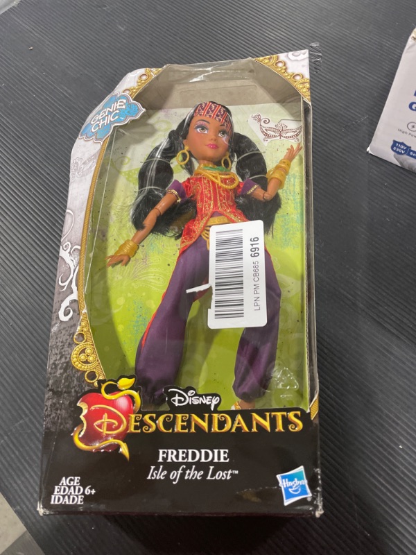 Photo 2 of Disney Descendants Villain Genie Chic FreDisney Descendents IE Doll