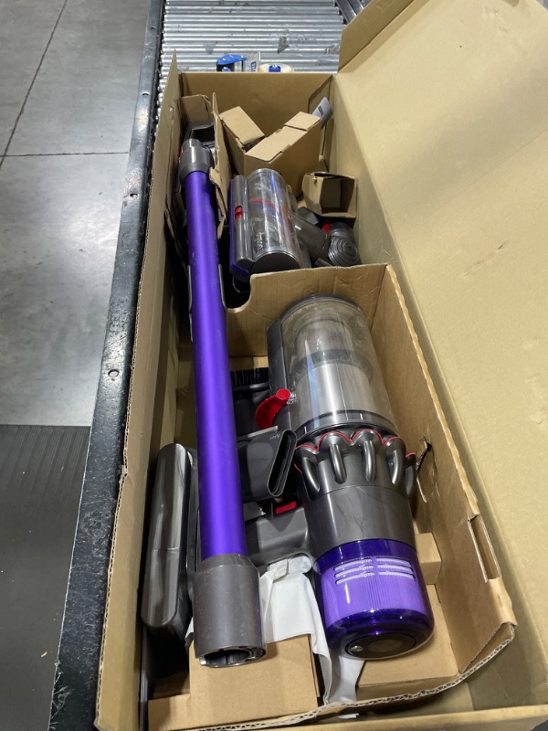 Photo 3 of Dyson V11 Animal Cordless Vacuum Cleaner