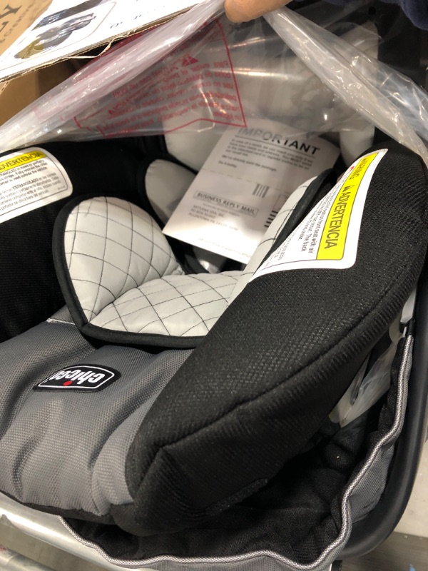 Photo 3 of Chicco KeyFit 30 Infant Car Seat, Orion