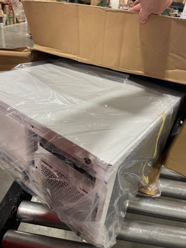Photo 1 of Corsair iCUE 4000X RGB Mid-Tower ATX PC Case - White (CC-9011205-WW)