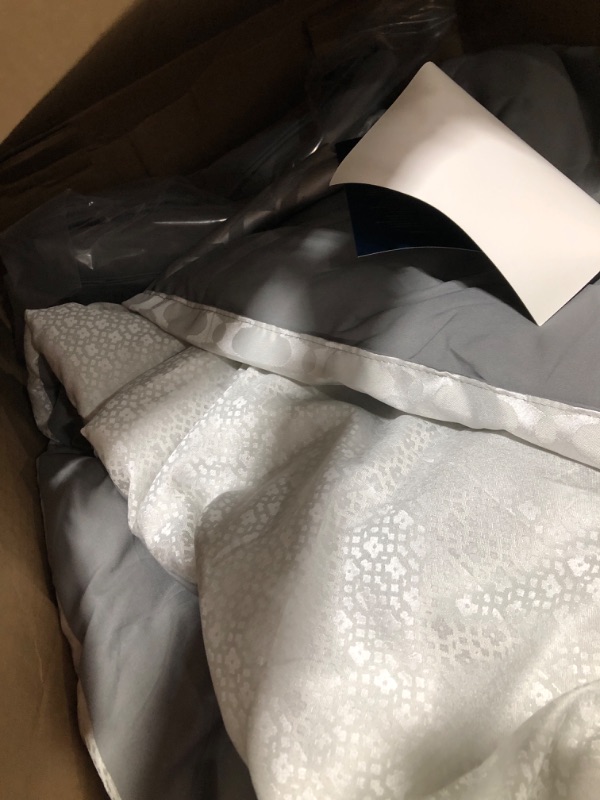 Photo 3 of Madison Park Luxury Comforter Set-Traditional Jacquard Design All Season Down Alternative Bedding, Matching Bedskirt, Decorative Pillows, Queen(90"x90"),