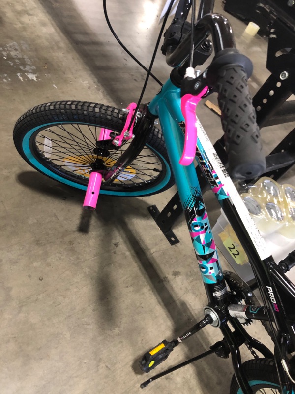 Photo 3 of Kent 20" Tempest Girl's Bike Black/Aqua