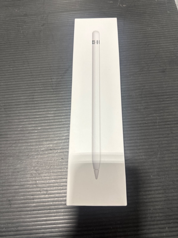 Photo 2 of Apple Pencil with USB-C Adapter (2022, 1st Generation)
