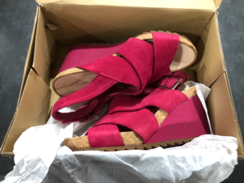 Photo 2 of Clarks Women's Flex Sand Sling Back Sandals, Pink (Fuchsia Suede Fuchsia Suede) SIZE 8 