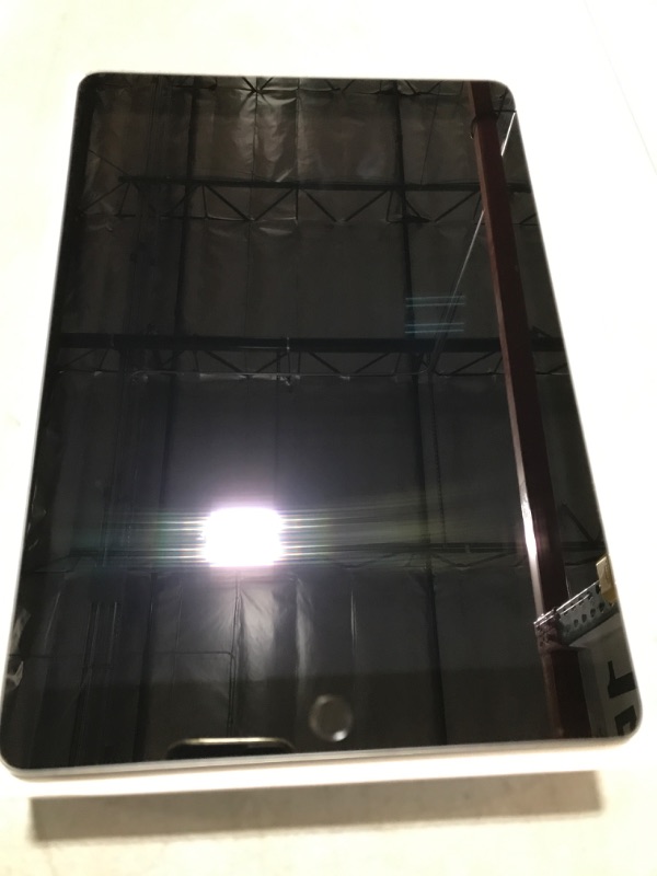 Photo 3 of Apple iPad 10.2-inch Wi-Fi 256GB (2021, 9th Generation) - Space Gray