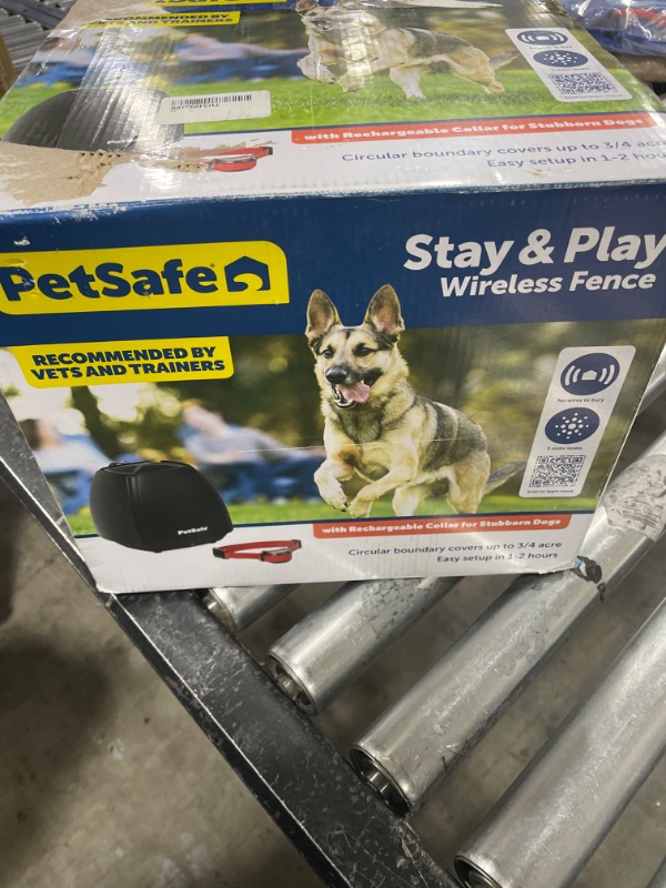 Photo 2 of PetSafe Stay and Play Wireless Pet Fence for Stubborn Dogs from the Parent Company of Invisible Fence Brand - Above Ground Electric Pet Fence with Waterproof and Rechargeable Training Collar Stubborn Dog Wireless Fence Kit