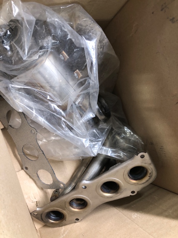 Photo 1 of PULCHERFLOW Front Catalytic Converter Compatible with 2006 2007 2008 Toyota Rav4 and 2008-2015 Scion xB 2.4L Catalytic Convertor High Performance (EPA Compliant)