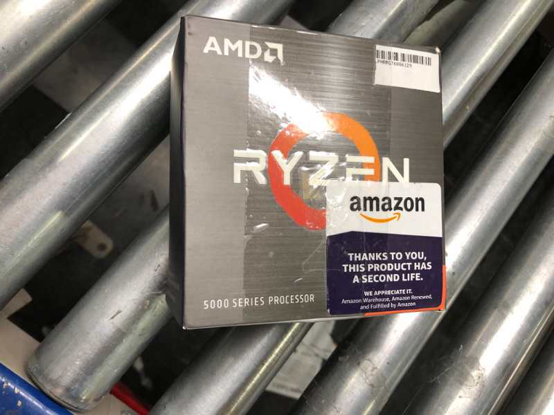 Photo 4 of AMD Ryzen 7 5800X 8-core, 16-Thread Unlocked Desktop Processor