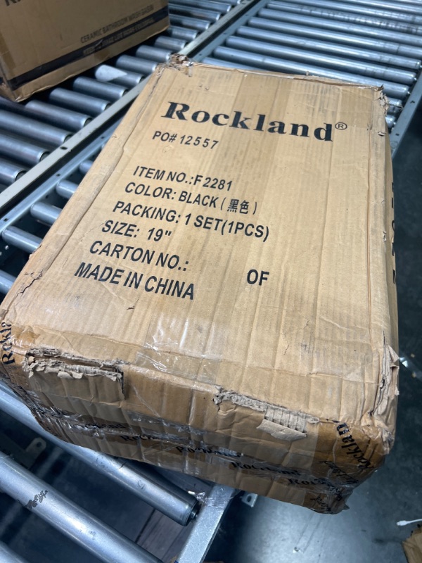 Photo 1 of 19 in Rockland Suitcase