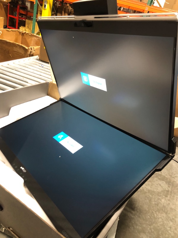 Photo 1 of Mobile Pixels - Geminos 24" LED Dual-Screen Monitor - Black
