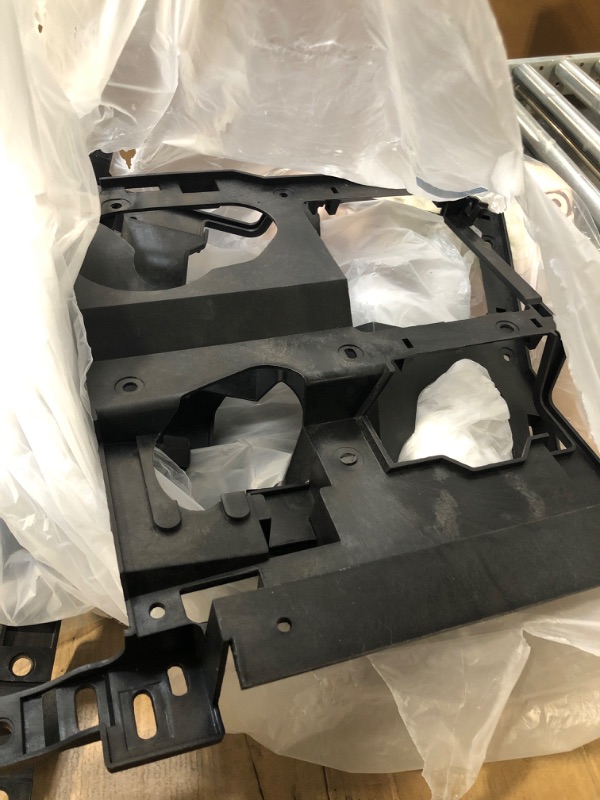 Photo 1 of Red Hound Auto Headlight Mount Support Mounting Bracket Pair Set for Driver and Passenger Sides Compatible with Chevrolet (2003-2006 Avalanche 1500, 2003-2007 Silverado 1500 2500HD/3500) Full Set - Left and Right
