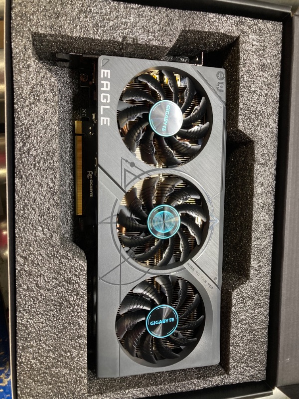 Photo 3 of GIGABYTE GeForce RTX 4070 Eagle OC 12G Graphics Card, 3X WINDFORCE Fans, 12GB 192-bit GDDR6X, GV-N4070EAGLE OC-12GD Video Card