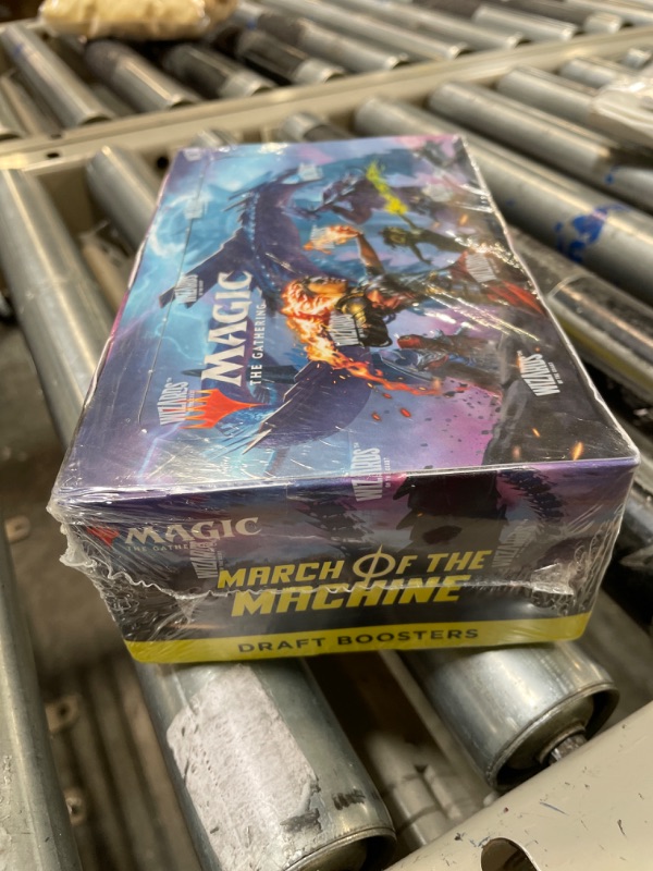 Photo 3 of Magic: The Gathering March of the Machine Draft Booster Box | 36 Packs (540 Magic Cards)
***FACTORY SEALED***